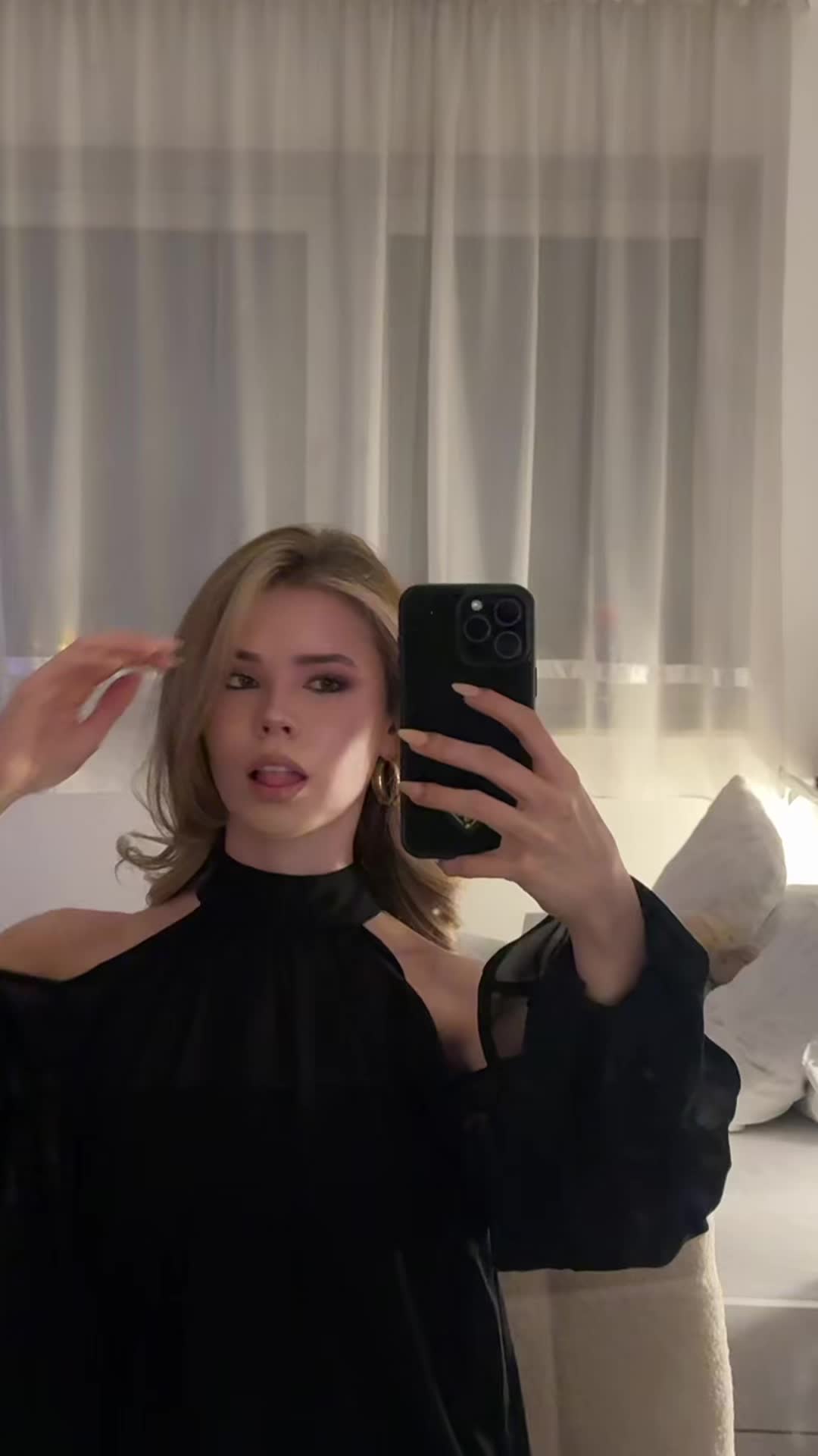 @𝖠 𝖽 𝖾 𝗅 𝗂 𝗇 𝖺 ❤︎︎
