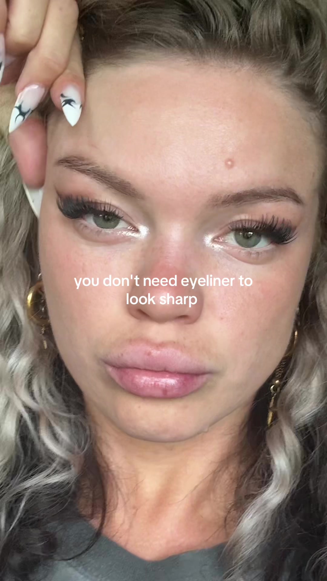 @𝔩𝔶𝔫𝔵✦₊˚