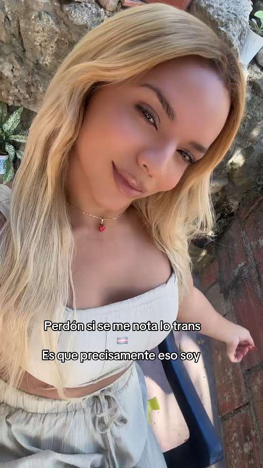 @sarah_sofia_carson