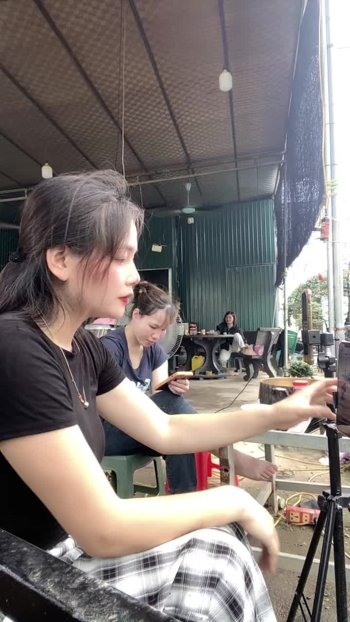@Khổng La