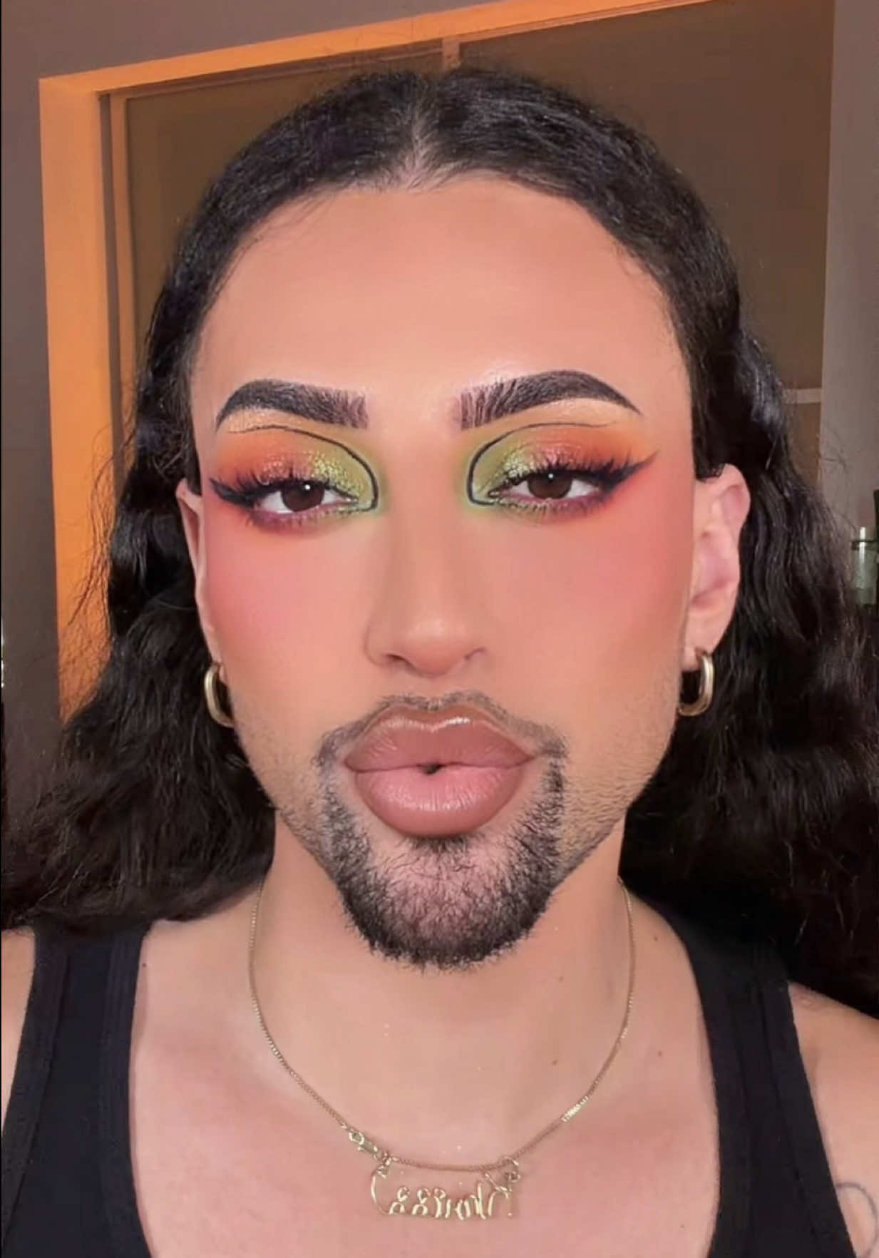 @khrisskontours
