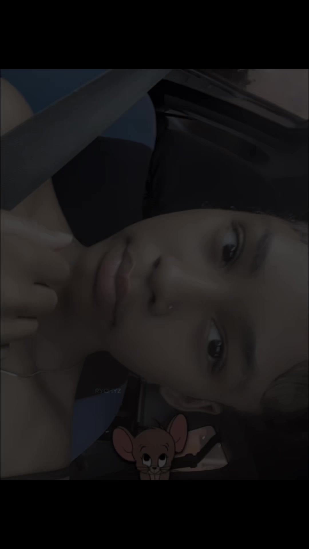 @𝓩𝖔𝖒𝖇𝖎𝖊🧟♀️
