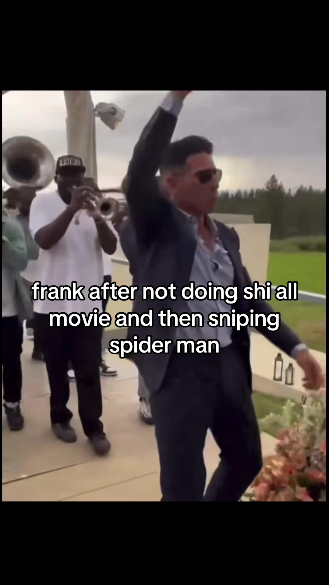 @✵