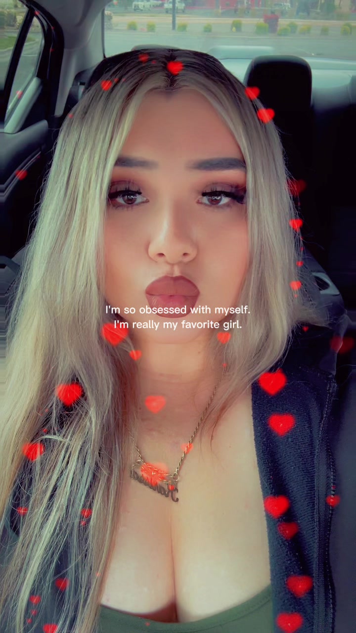 @Karissa Rivera ๐ธ๐ป๐ฌ๐น