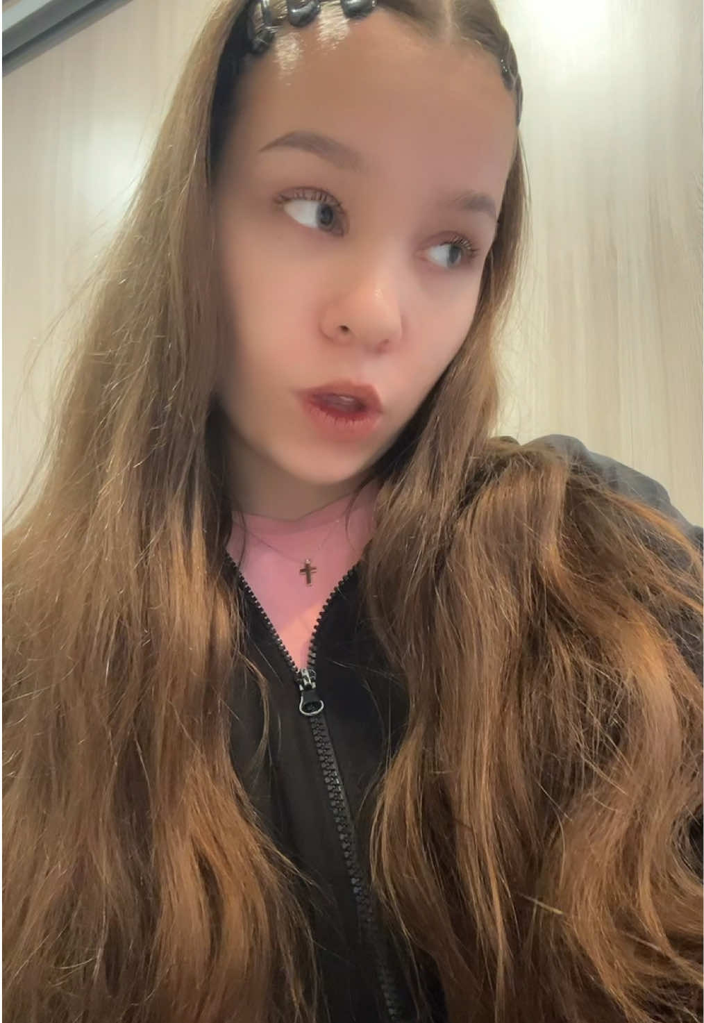 @дианка анимешка