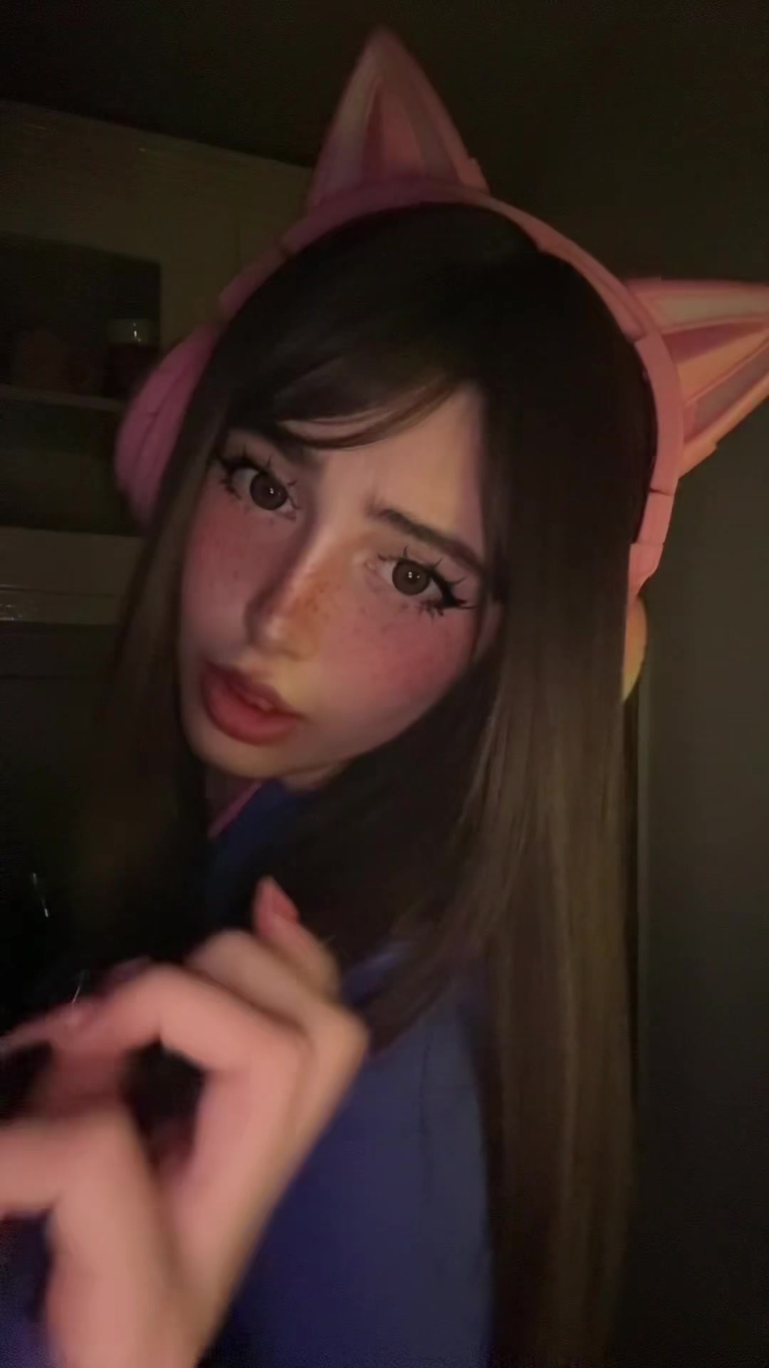 @🦶🏻