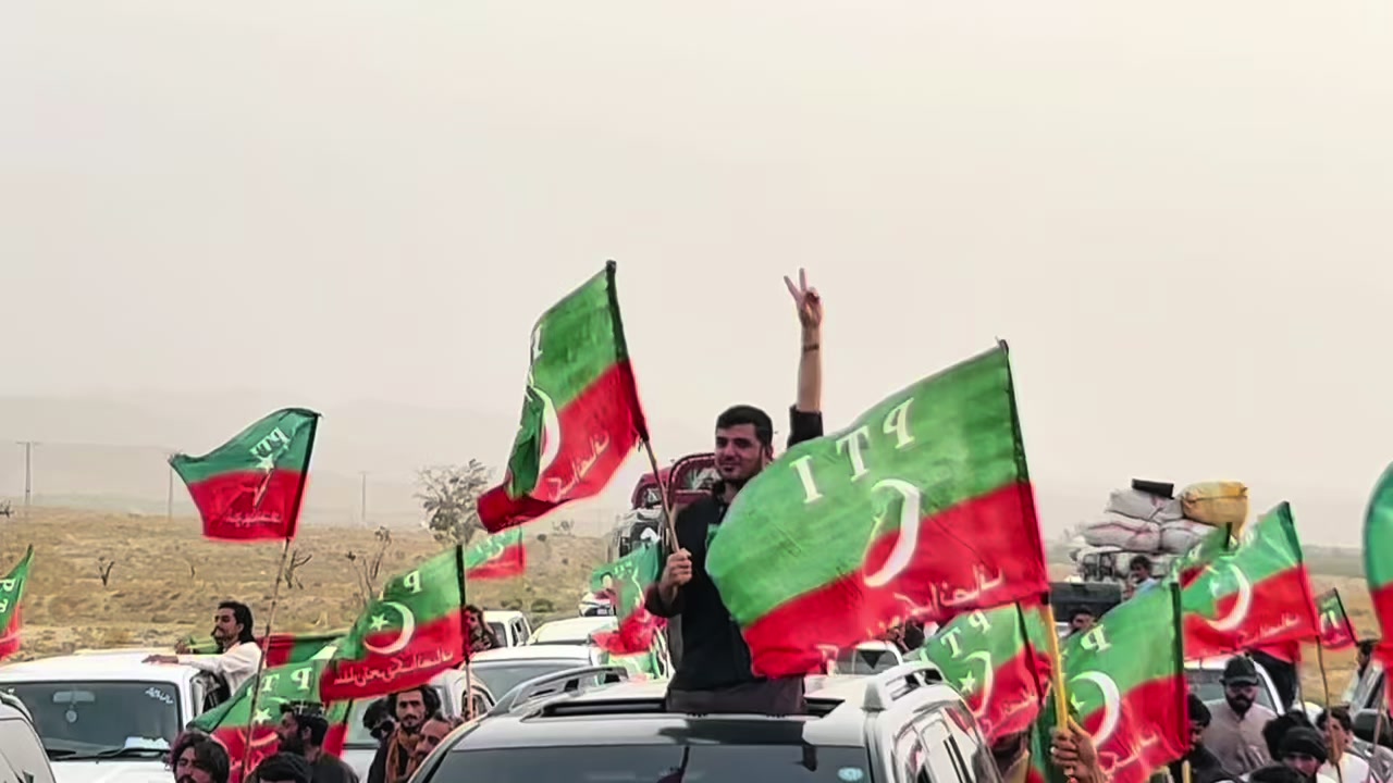 @Malak Adil Khan Bazai (MNA)