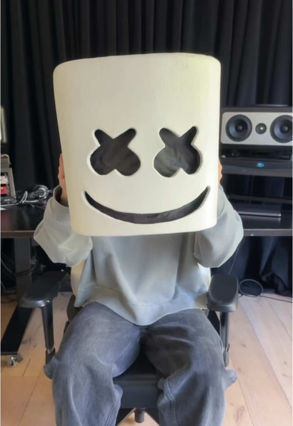 @Marshmello