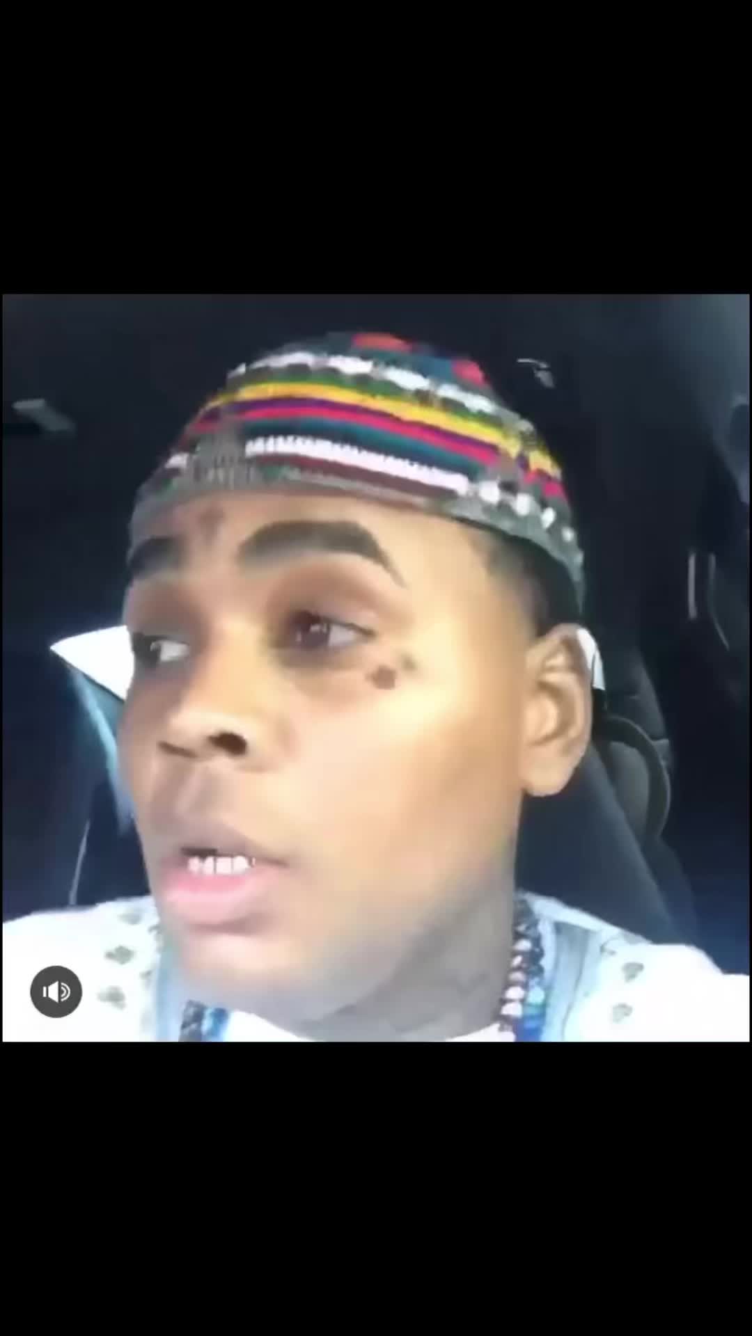 @♕
