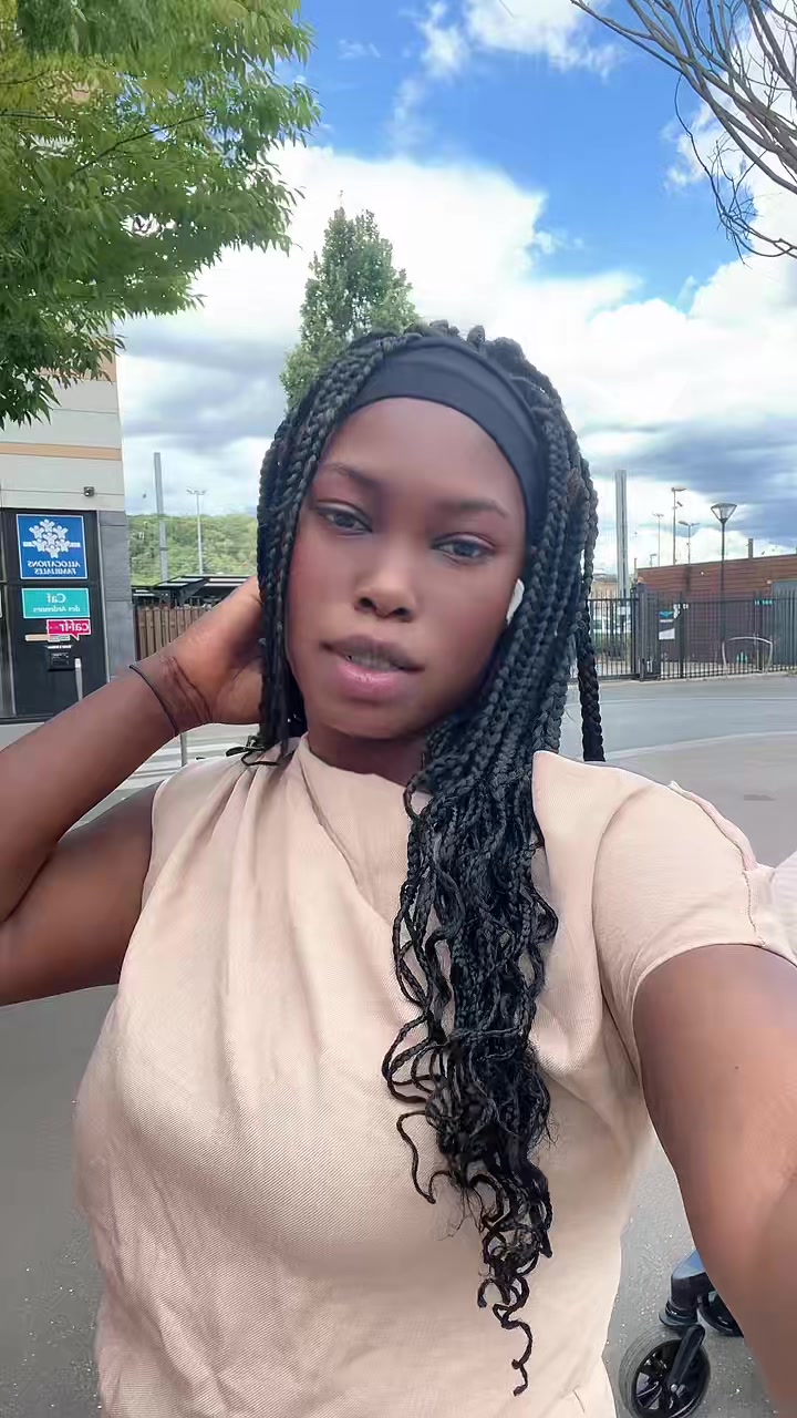 @sarah jolie 💋🇨🇮🇫🇷