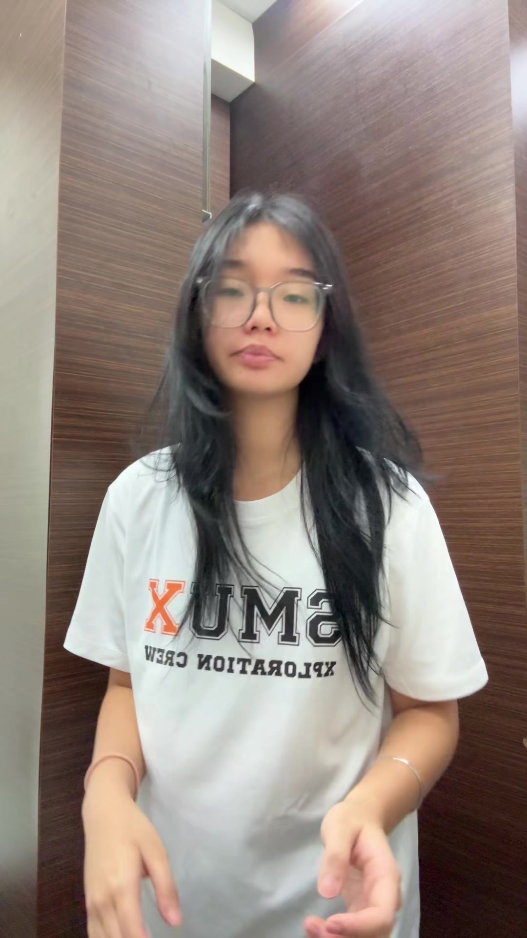 @g
