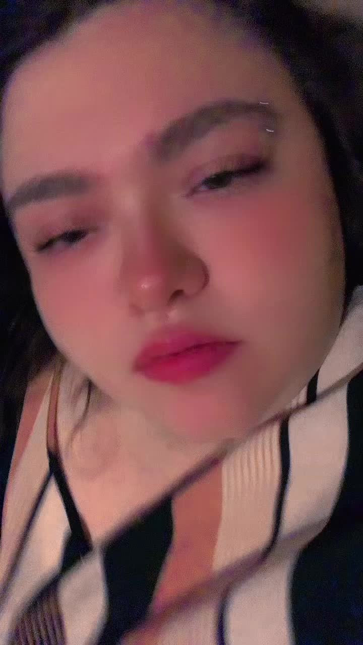 @FluffiBuniTushie