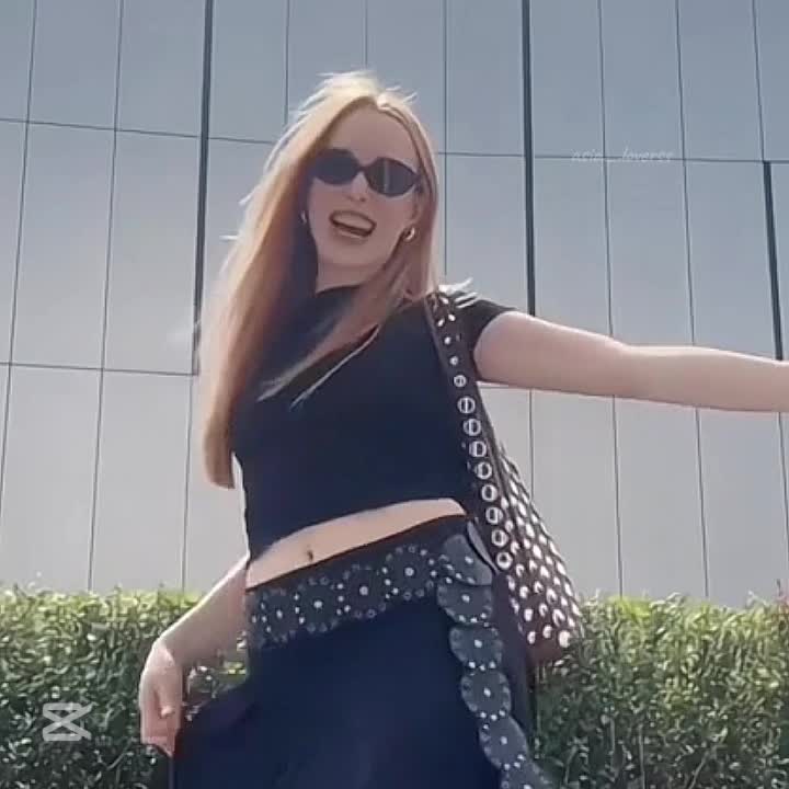 @Mค&eta;&iota;&alpha; II &alpha;ѕ&iota;&alpha;.ℓ&sigma;&nu;єяѕѕ