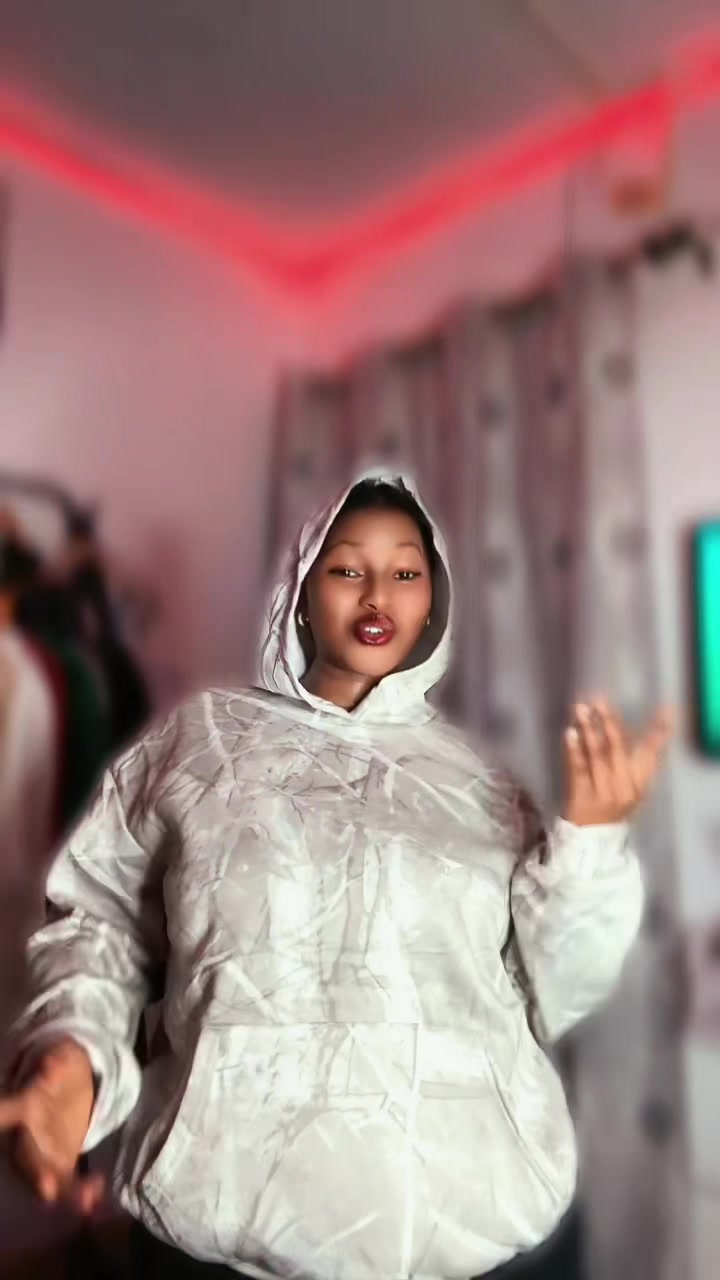 @Maola🧿 la 🖇️Quenn♻️