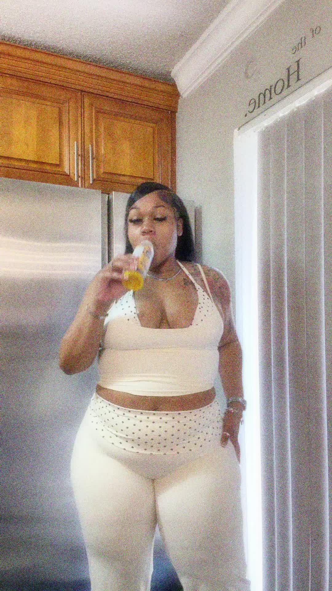 @zariaamourr