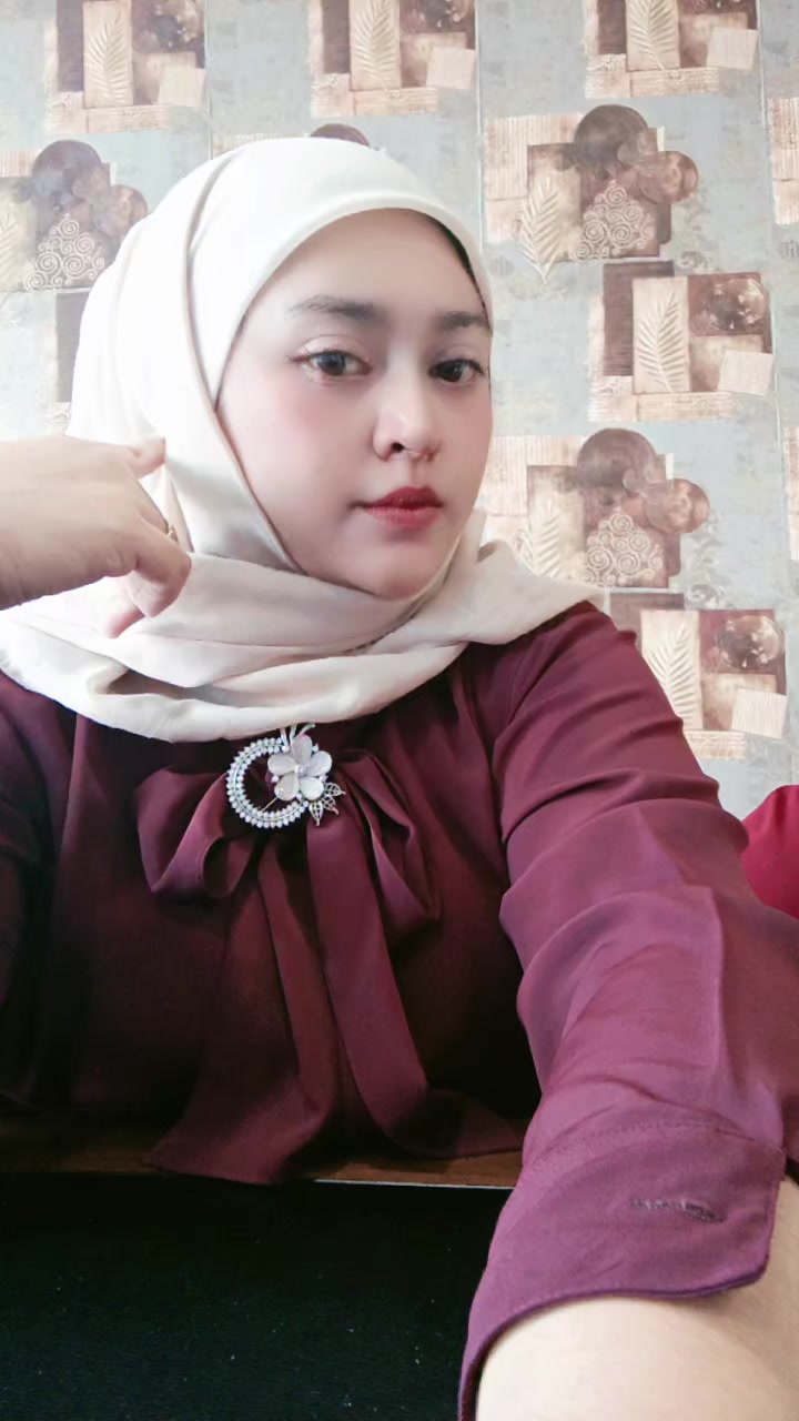 @Seri Wahyuni3000