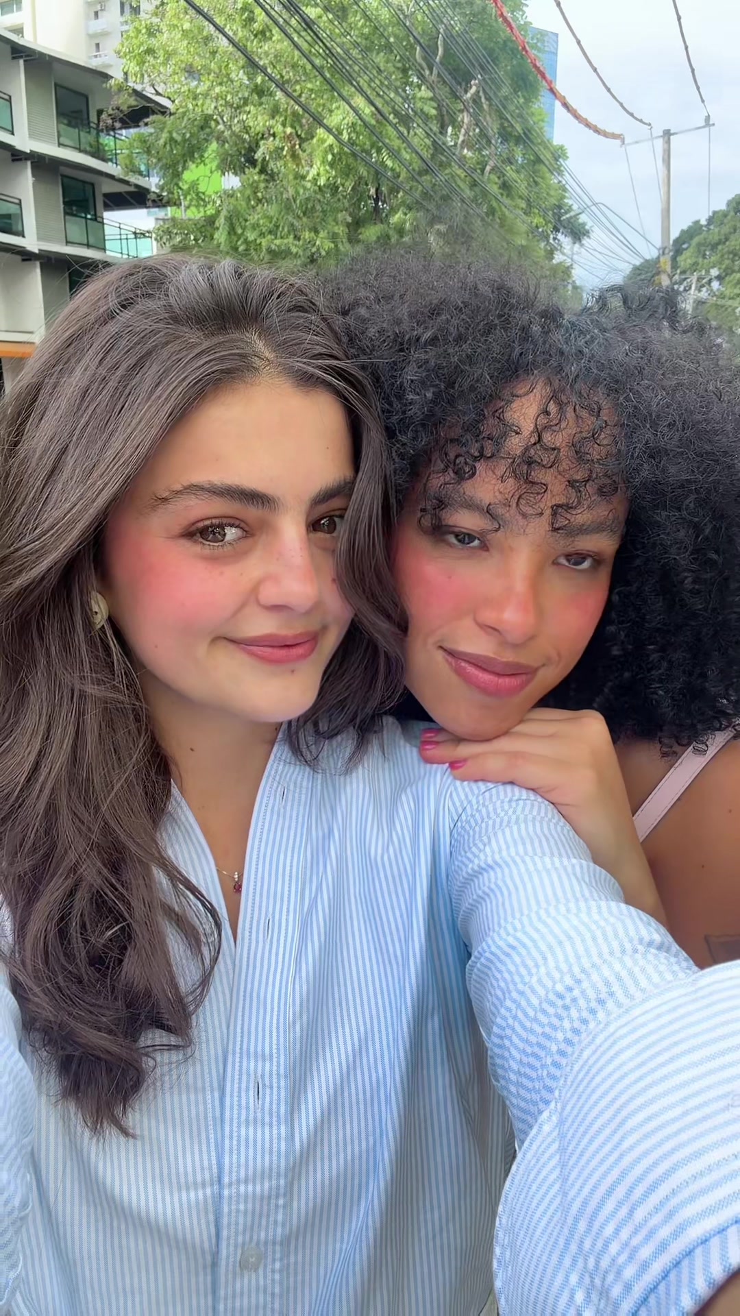 @Ana 👩🏻 y Virginia 👩🏾🦱