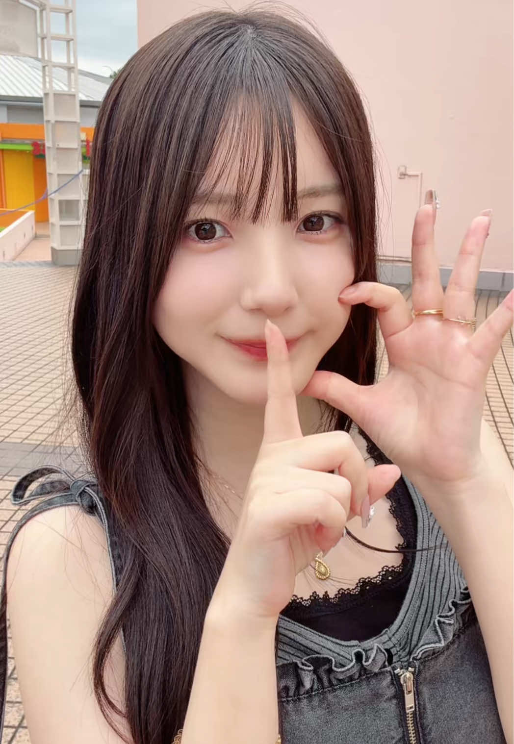 @かす