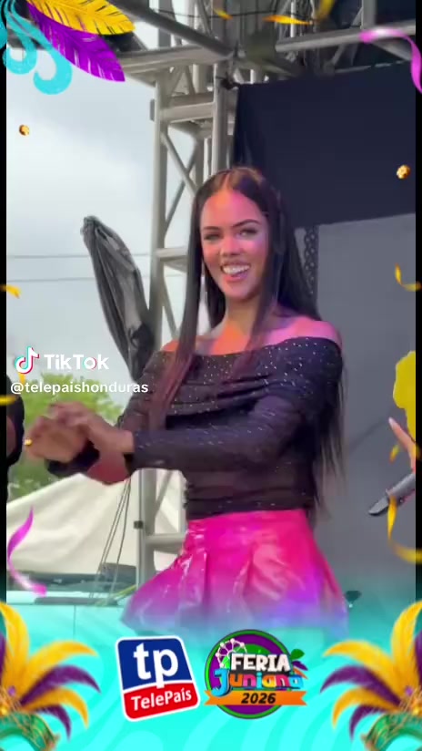 @Samantha Martinez 🦩