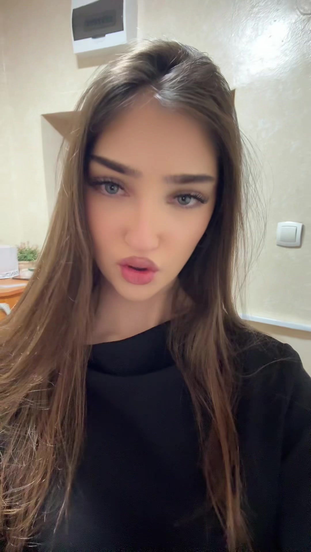 @м