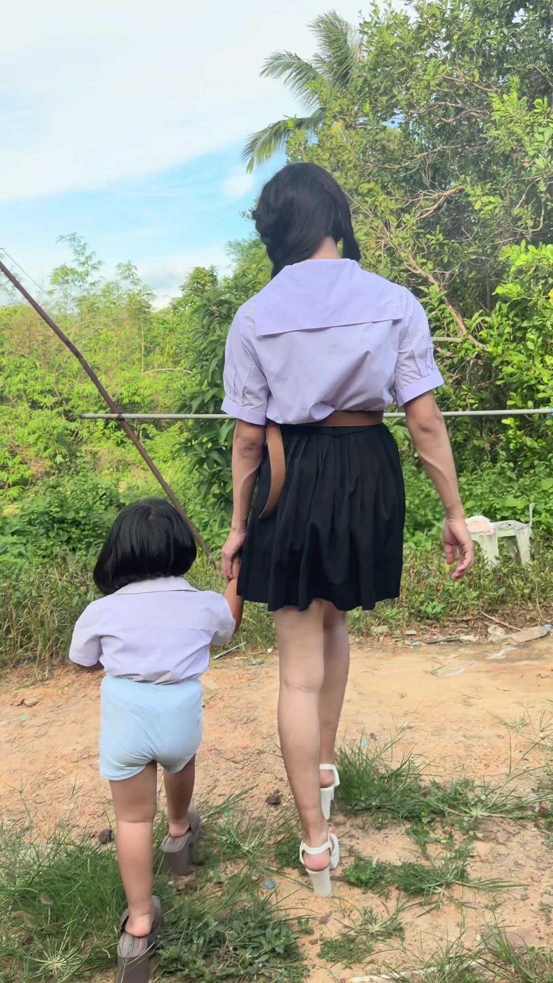 @โจนัสลูกป้าเอียด