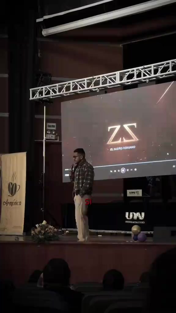 @Susa Apaza