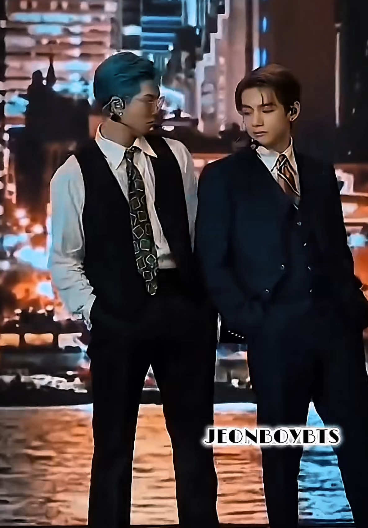 @KpopIdolMoments