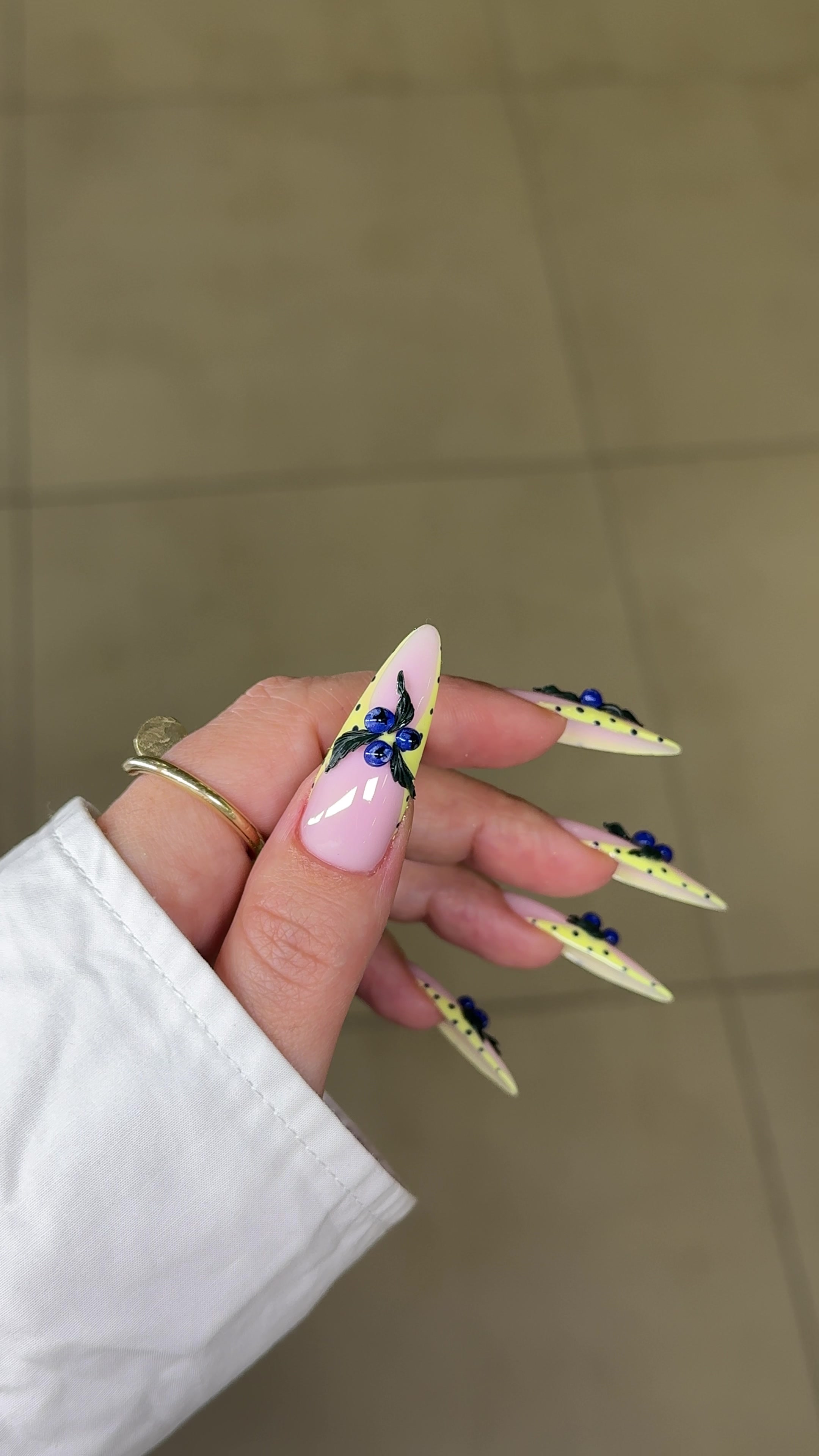 @Zara Mustafa Nails
