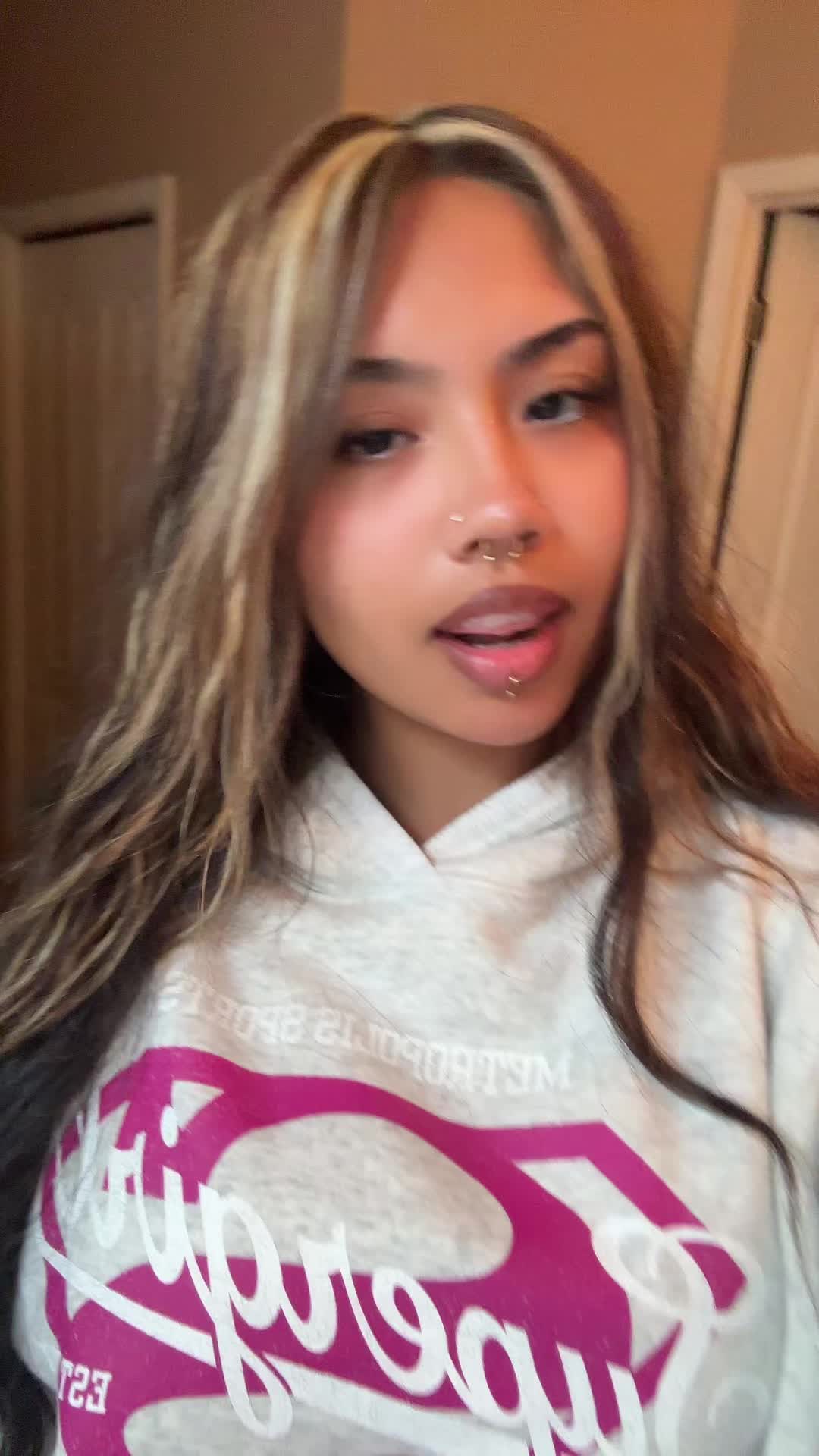@selena ⨷