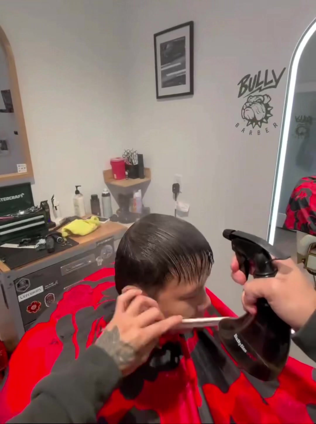 @thebullybarberstudio
