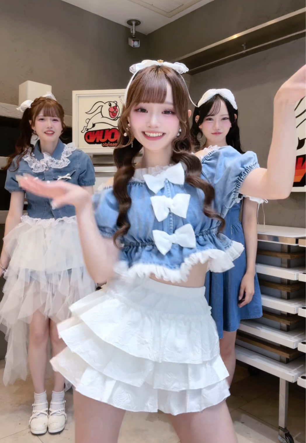 @にしのありさ