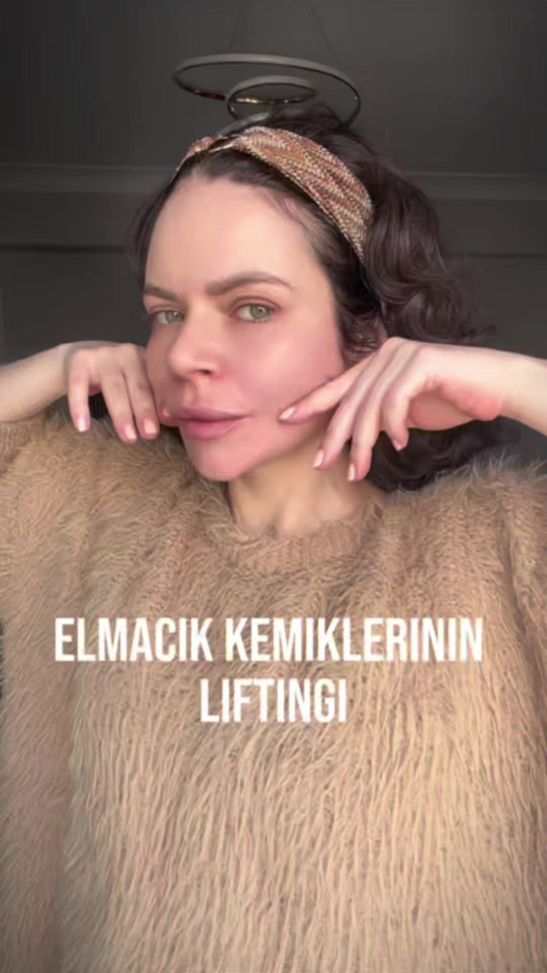 @Victoria Demirel