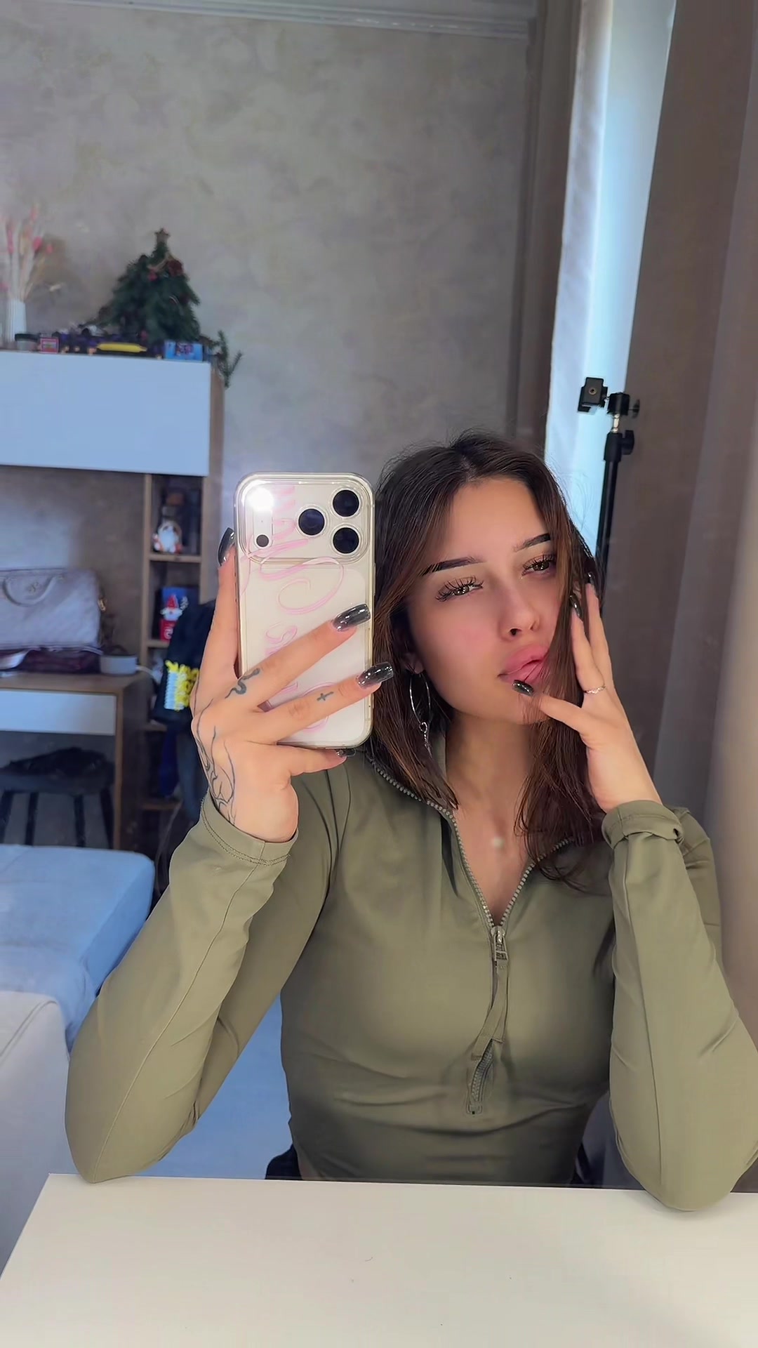 @Elandiii