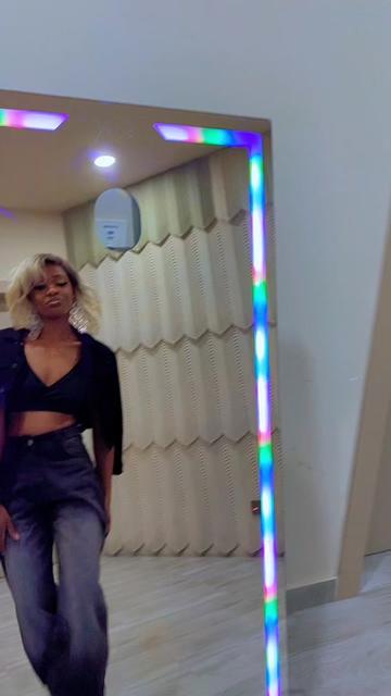 @VIOLET