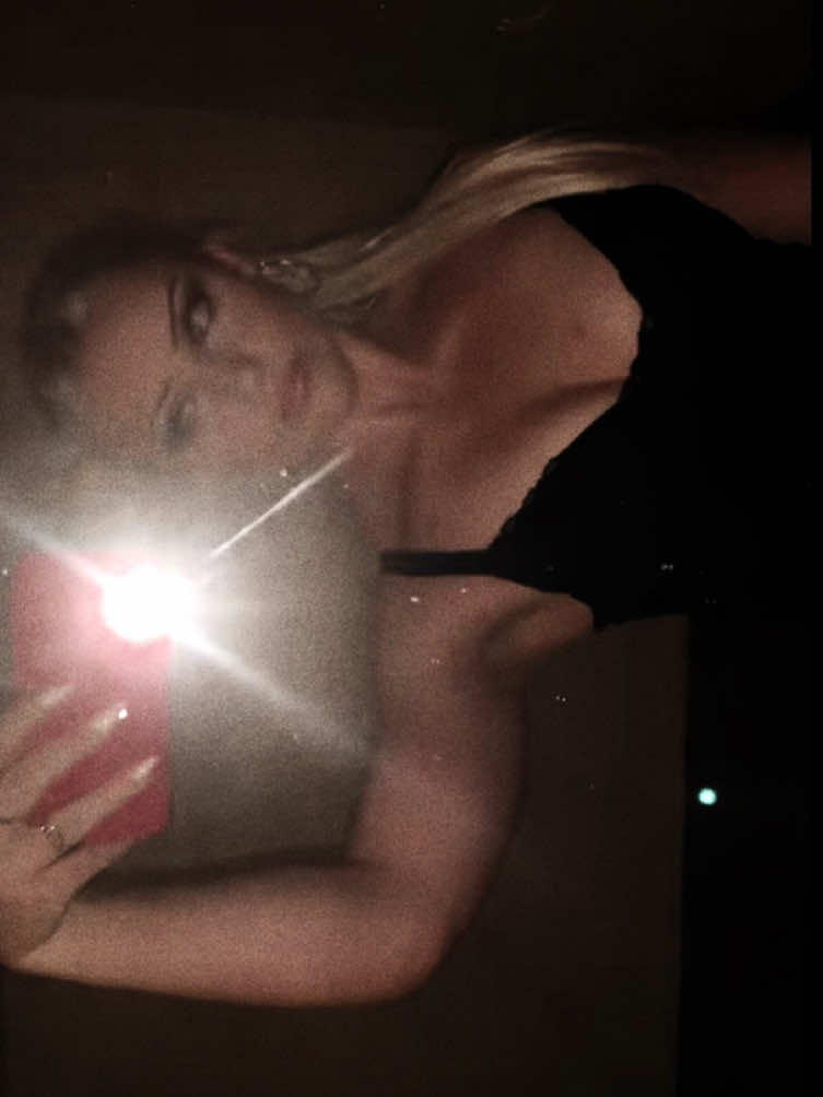 @𝐿𝒶𝓋𝒾𝓃𝒾𝒶