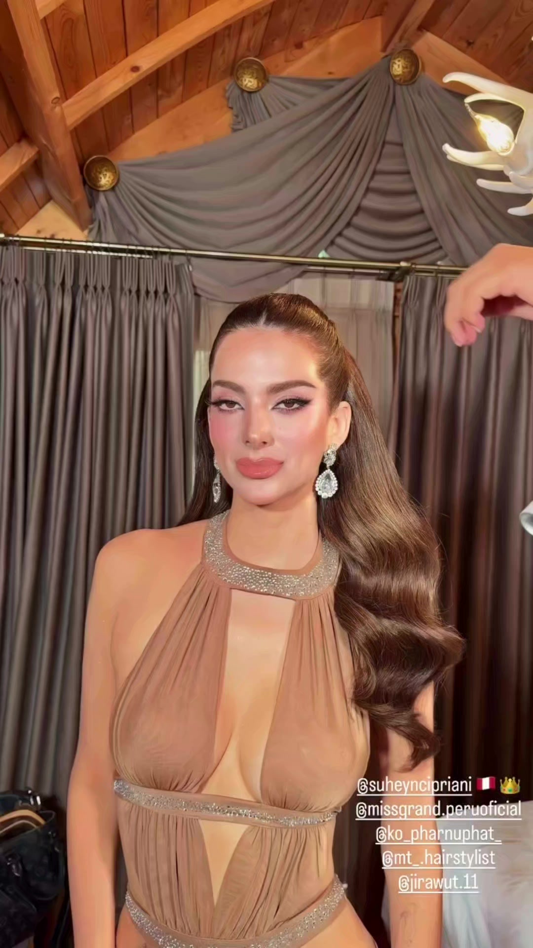 @Peeruvian_Queens27