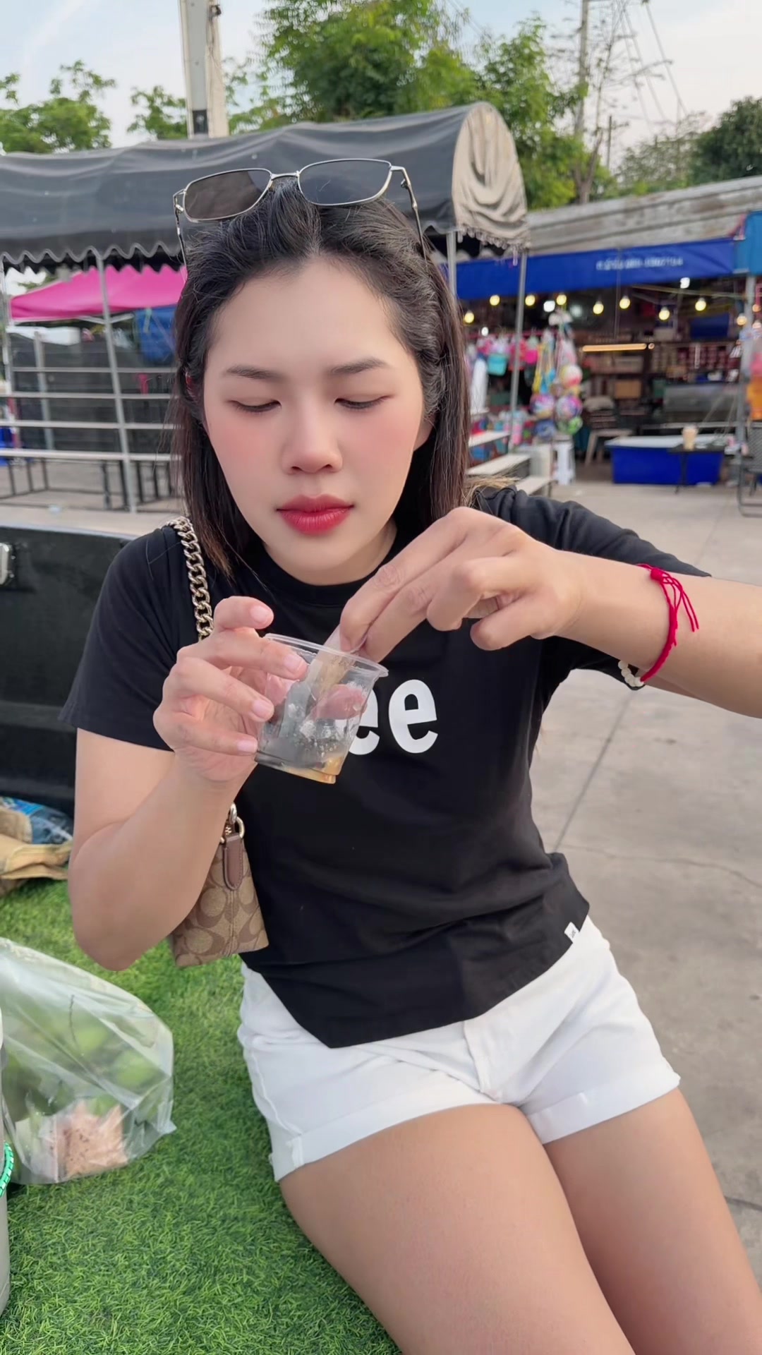 @เควิ้น ฉัตรสุดา