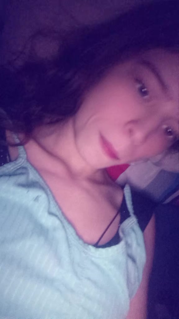 @la Nina roja 🍎
