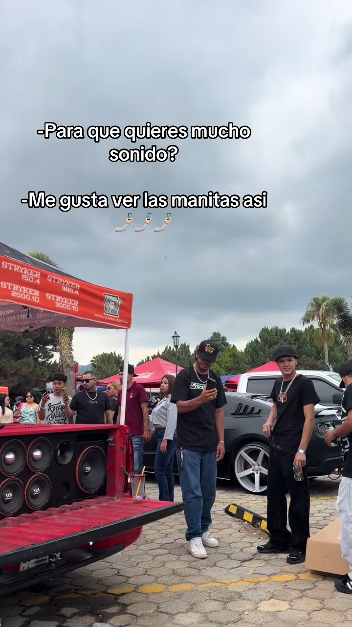 @Den Bazaldua