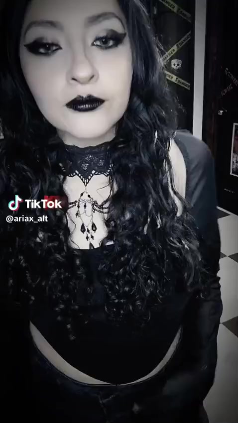 @🖤🦇 Lily monster 🦇🖤