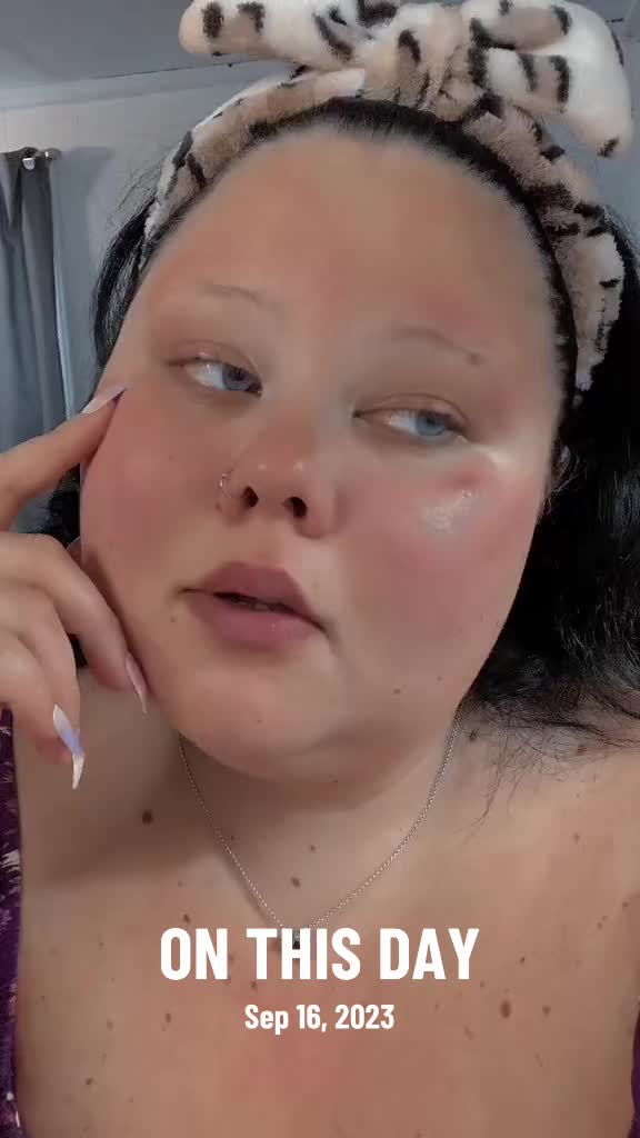 @Queensizebeauty ♡