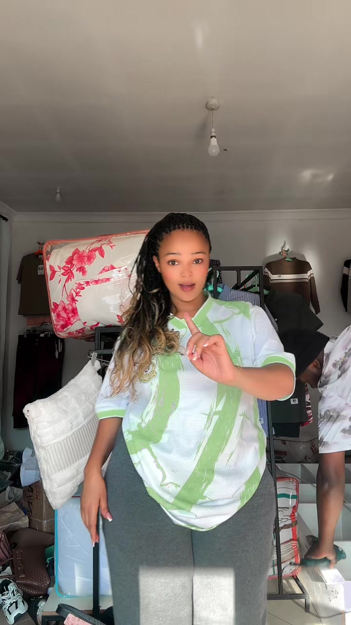@LOVELY.HOME