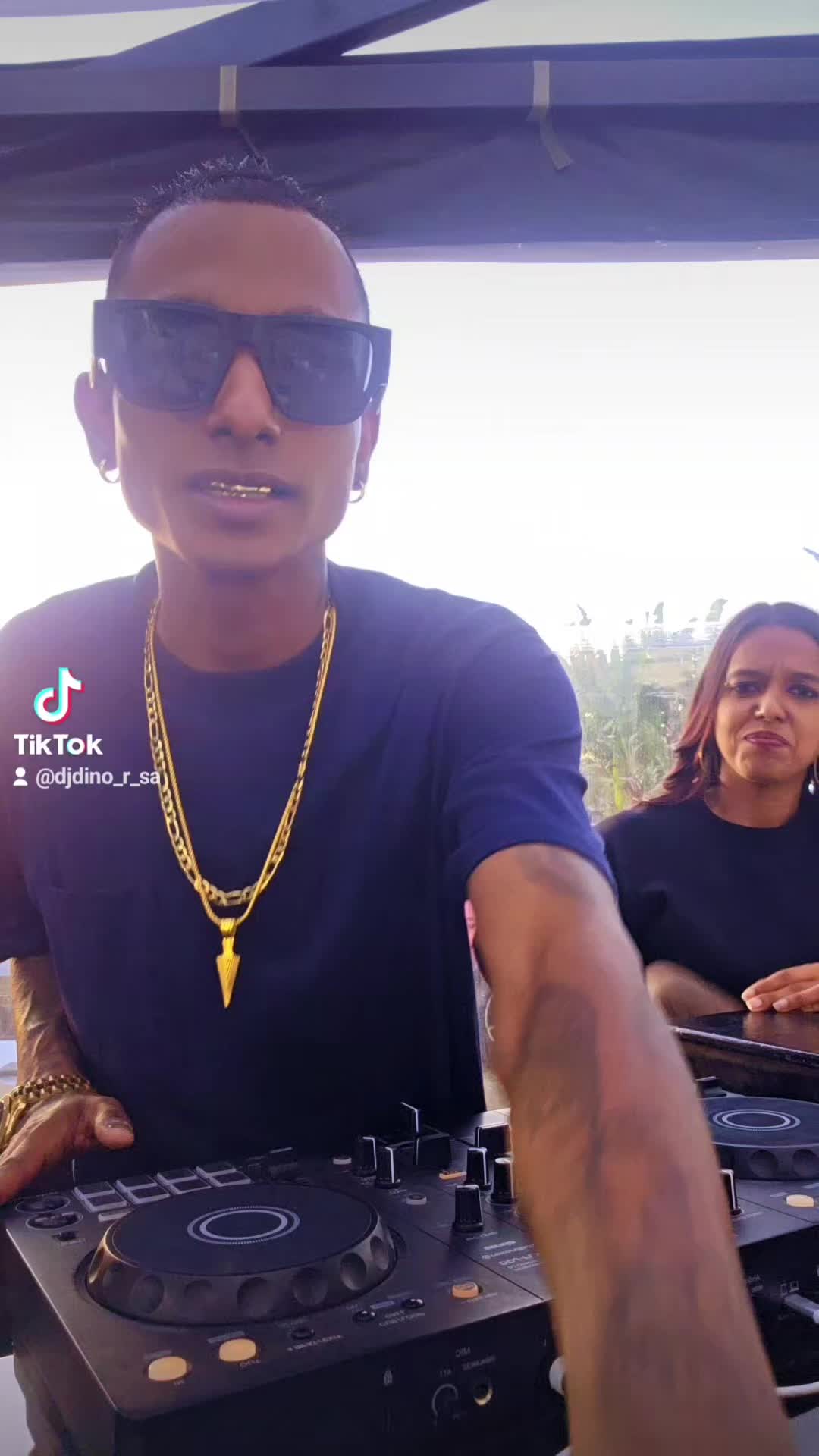 @DJ DINO_R_SA