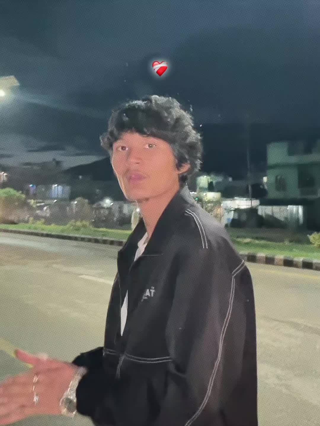 @M𝖗~🆃︎🅷︎🅰︎🅺︎🆄︎🆁︎🅴︎🅴︎🧿