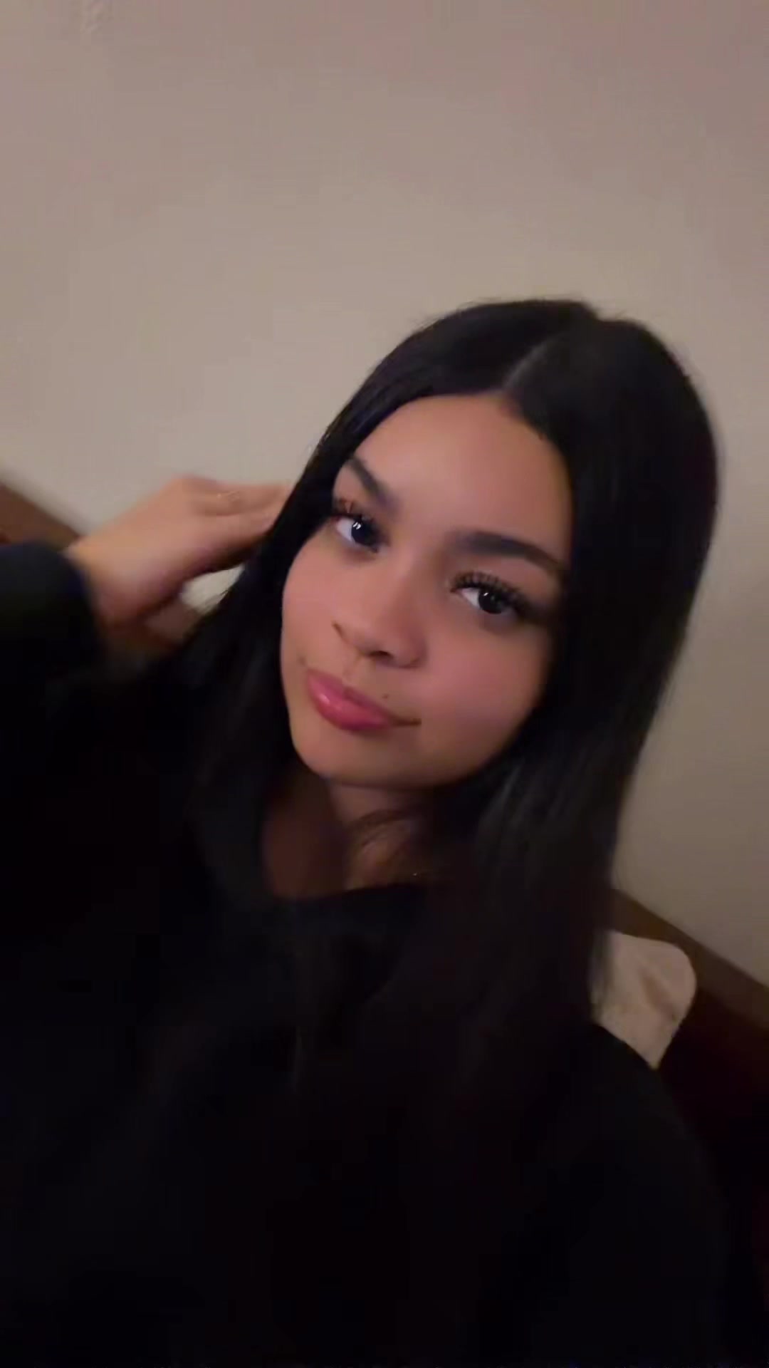 @️