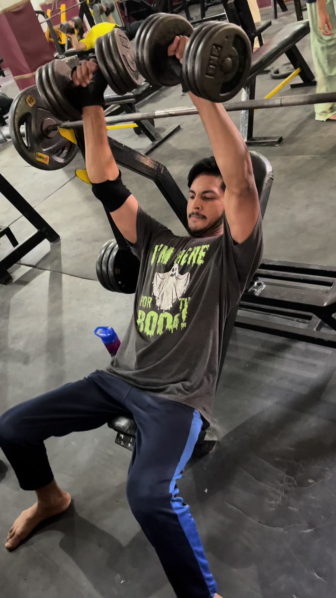 @..GYM..BOY. 🤝🦅