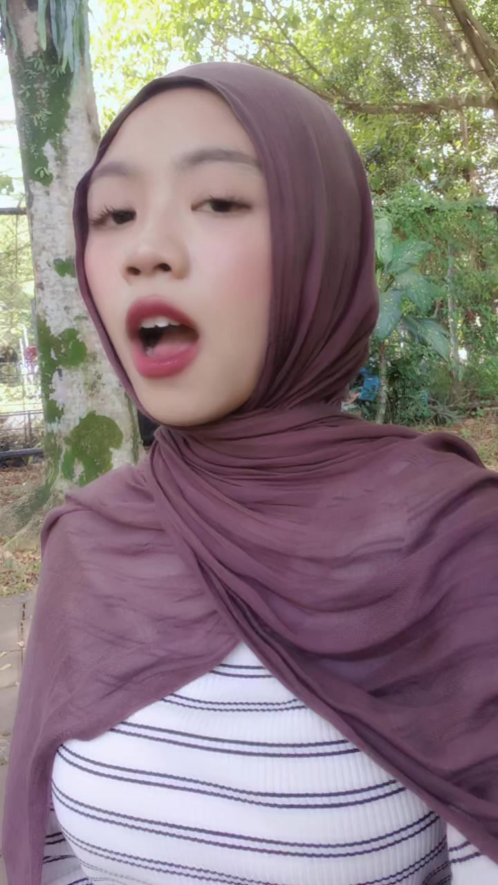 @c.