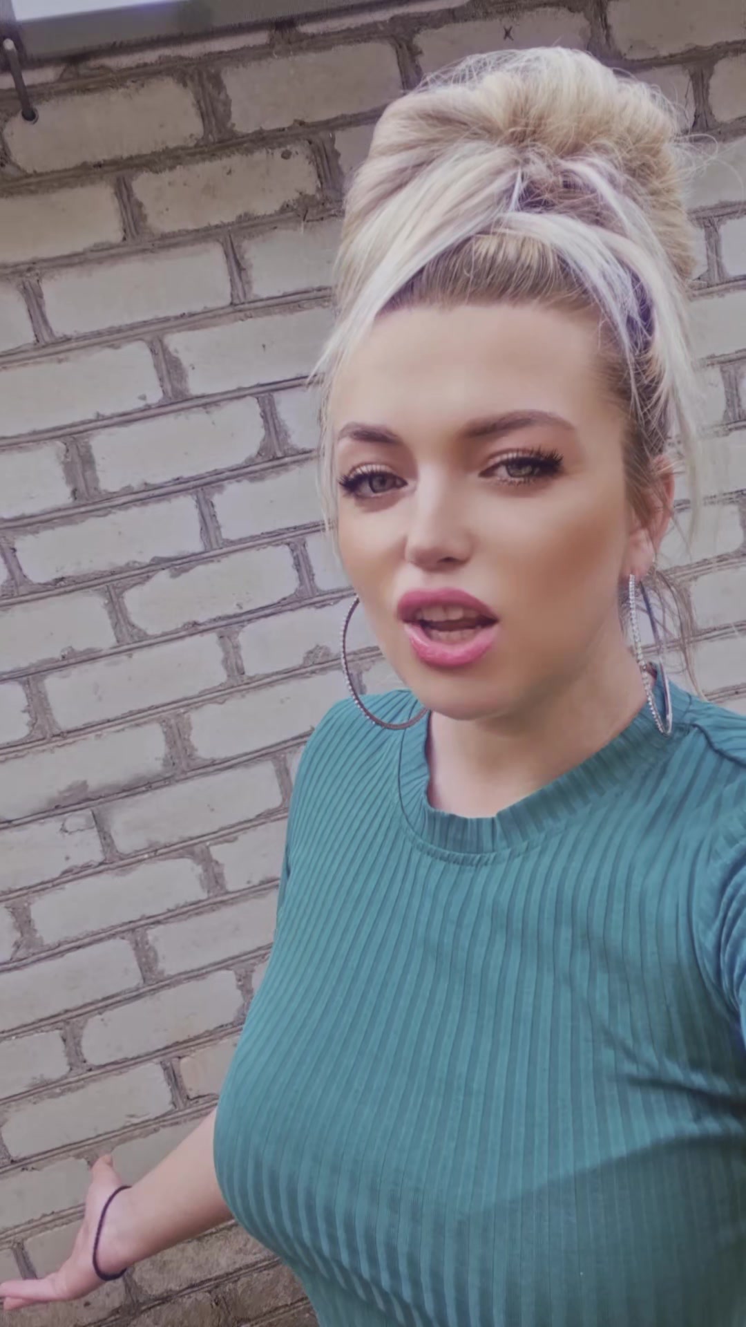 @Надя