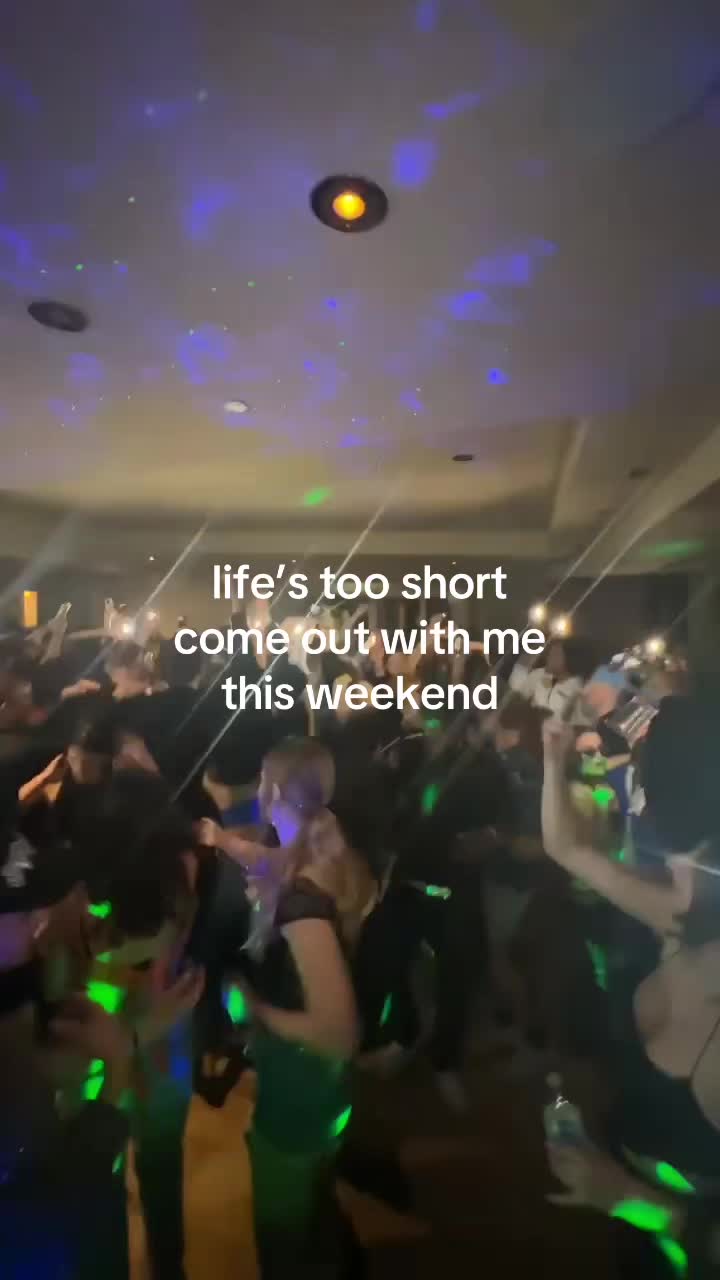 @Hotshots & thots🥂