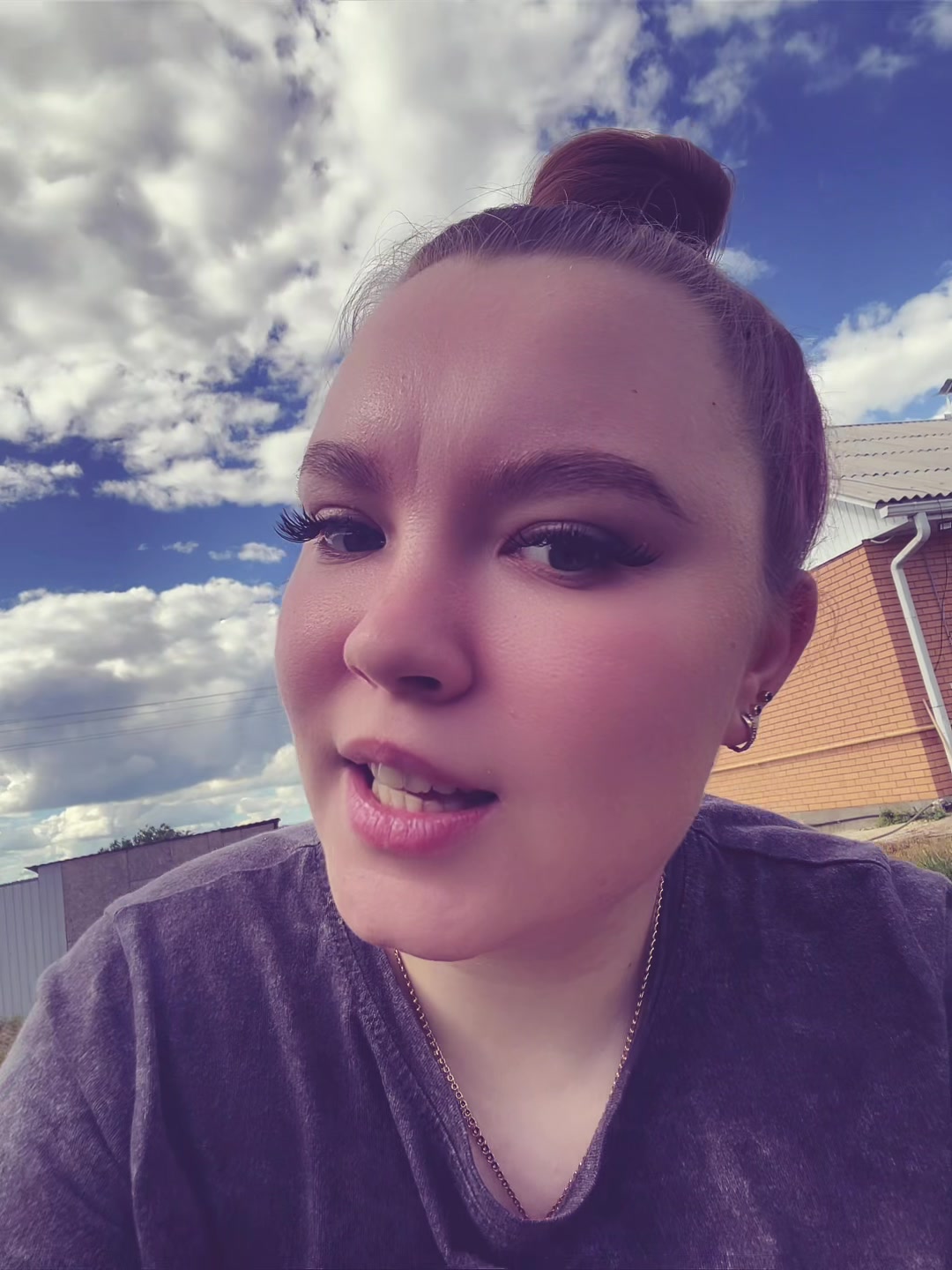 @viks_lips